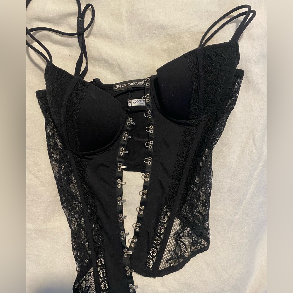 Cotton Club - lace bustier